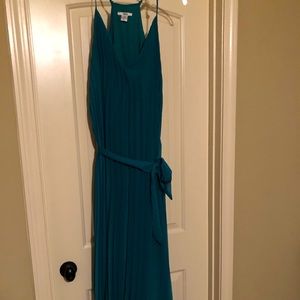 Women’s pleated dress